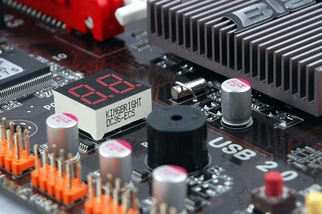 電腦主板報警聲含義大全 電腦主板報警聲代表什么意思？