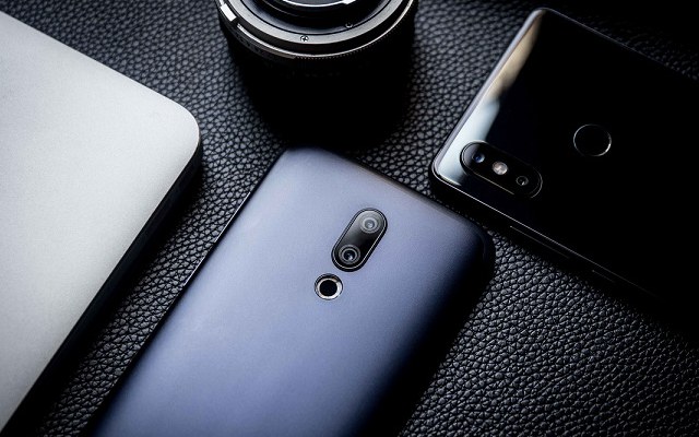 魅族16X和小米8SE哪個好？差價200小米8 SE對比魅族16X評測