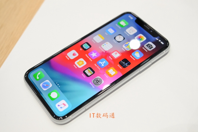 iPhone Xs和X哪個好 iPhone X和iPhone XR區(qū)別對比