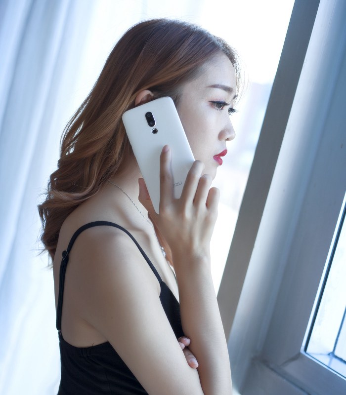 魅族16X汝窯白美女圖賞 手機真美人更美！(5/10)