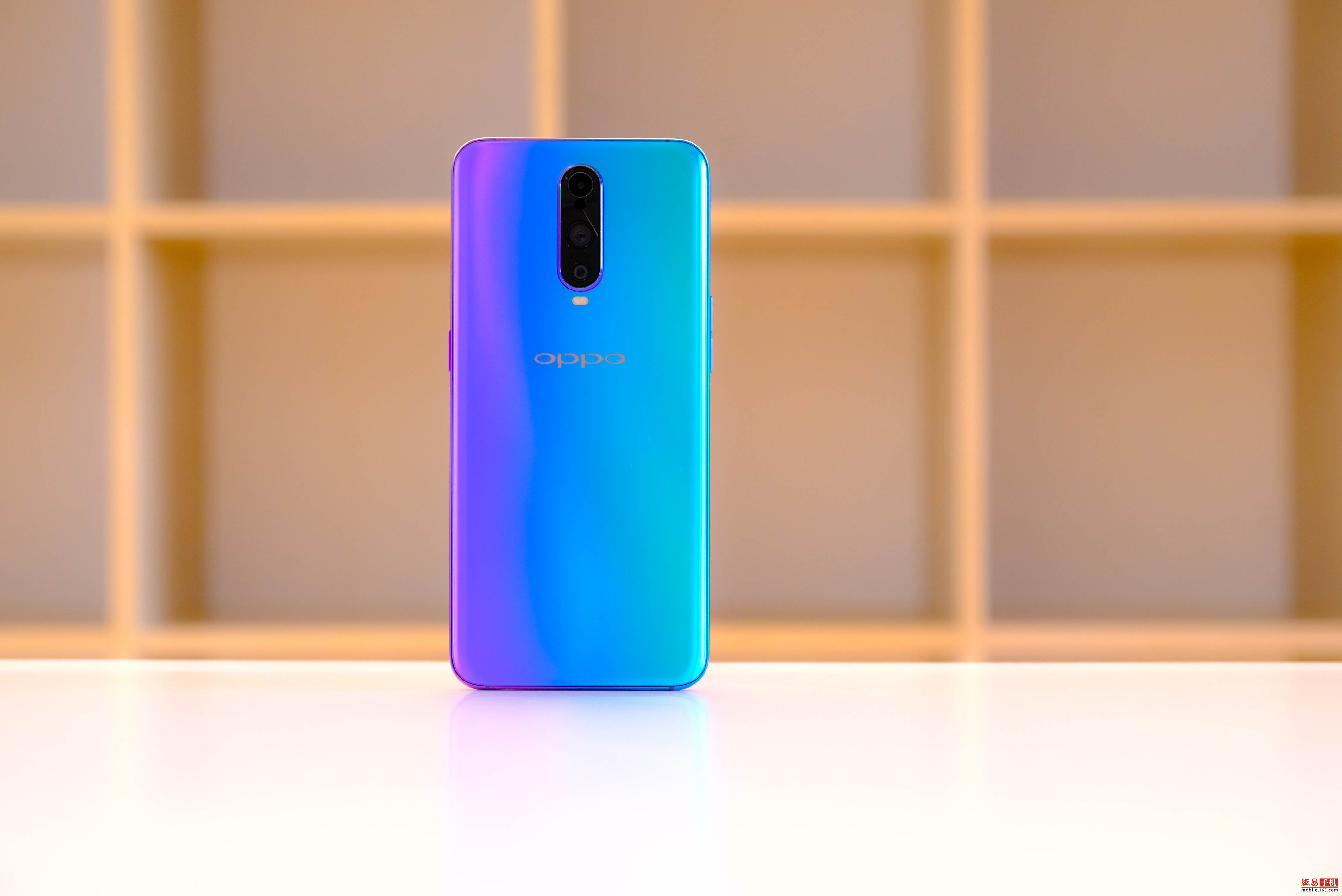 OPPO R17 Pro評測：亮眼的外觀與出眾的拍照體驗