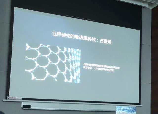 為什么說iPhoen XS不算是一款全能型手機(jī)？