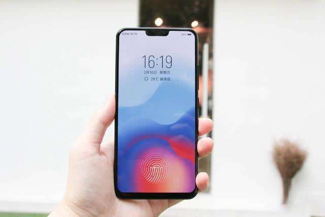 2018屏幕指紋解鎖智能手機推薦 屏幕指紋手機哪些值得買？