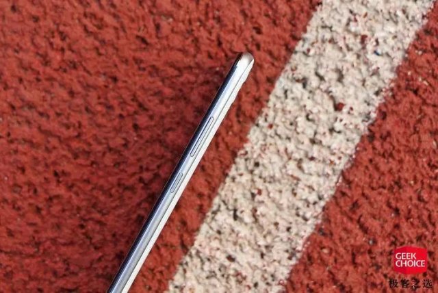 華為發布了兩款暢享系列新品,千元機有了更“大”的選擇