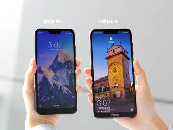 紅米6 Pro與榮耀暢玩8C對比評測：誰是最強中低端手機？