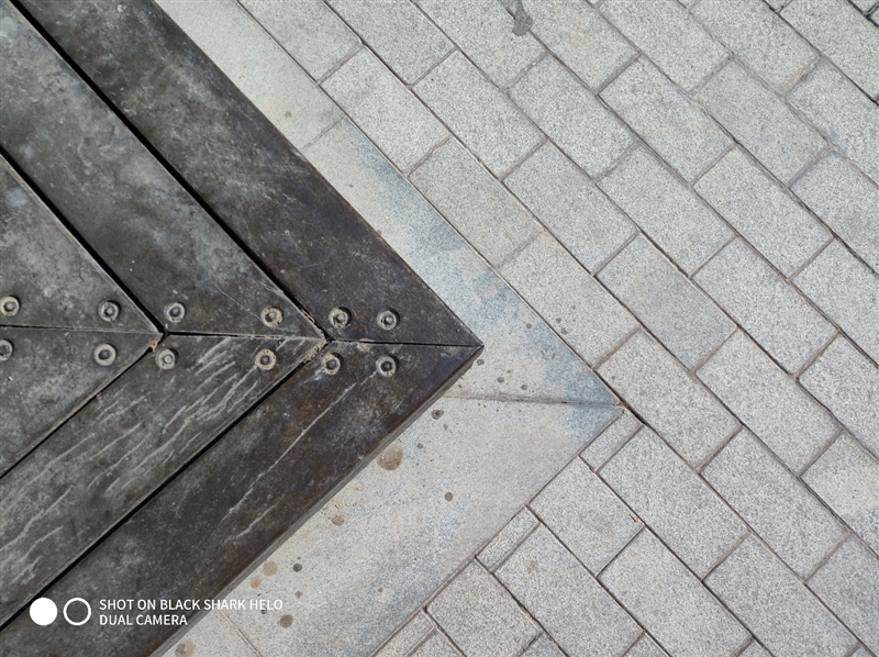 全球首款10GB內(nèi)存手機(jī)!黑鯊游戲手機(jī)Helo首發(fā)評(píng)測(cè):為手游而生