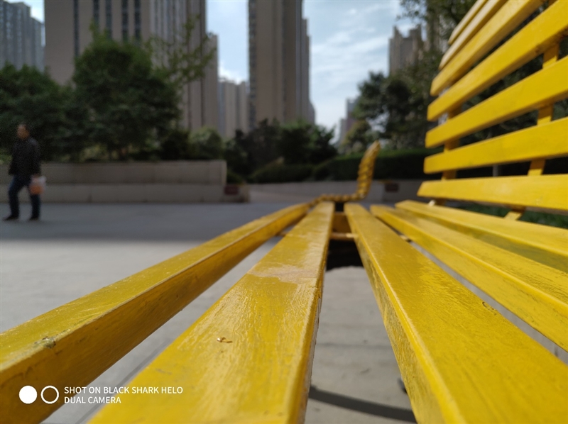 全球首款10GB內(nèi)存手機(jī)!黑鯊游戲手機(jī)Helo首發(fā)評(píng)測(cè):為手游而生