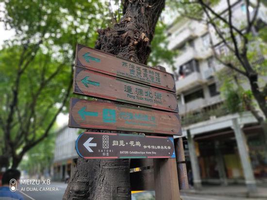 ▲雙攝虛化效果更為自然