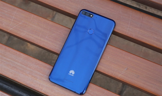 榮耀暢玩8C和華為暢享8拍照對(duì)比