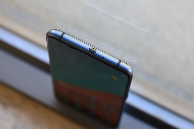 努比亞X發布：前后雙屏幕 側面指紋 售價3299元起