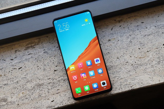 努比亞X發布：前后雙屏幕 側面指紋 售價3299元起