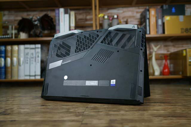 i9 8950HK Acer掠奪者 Helios 500詳細(xì)圖文評(píng)測(cè)