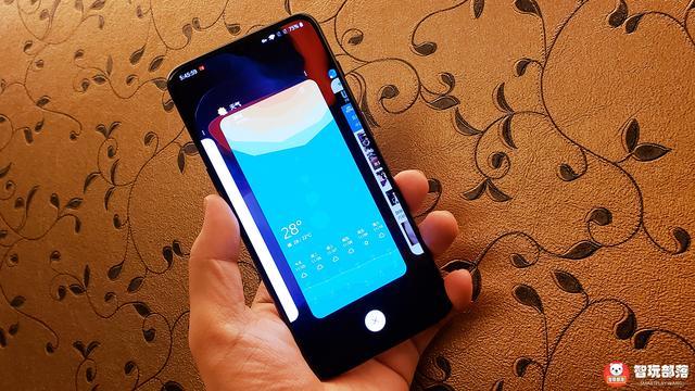 一加6T電光紫配色圖賞:水滴屏+屏幕指紋