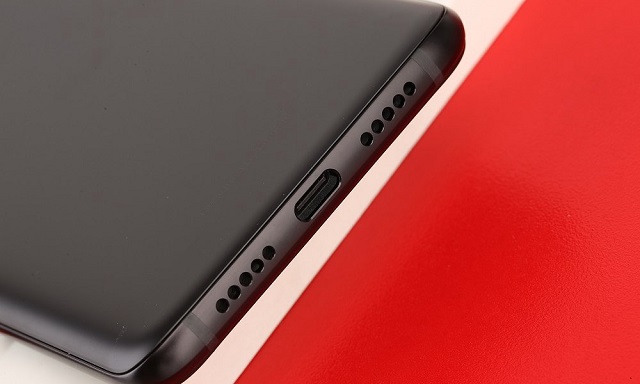 一加6T和OPPO R17哪個好？一加6T和OPPO R17區(qū)別對比