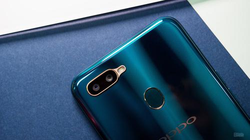 OPPO A7上手體檢:顏值與性能兼得