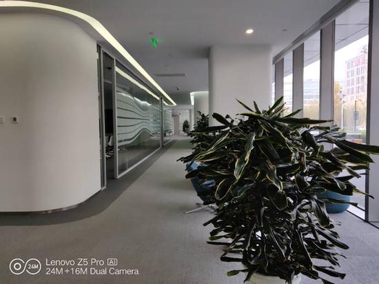 聯想Z5 Pro評測: 驍龍710加持下的滑蓋全面屏