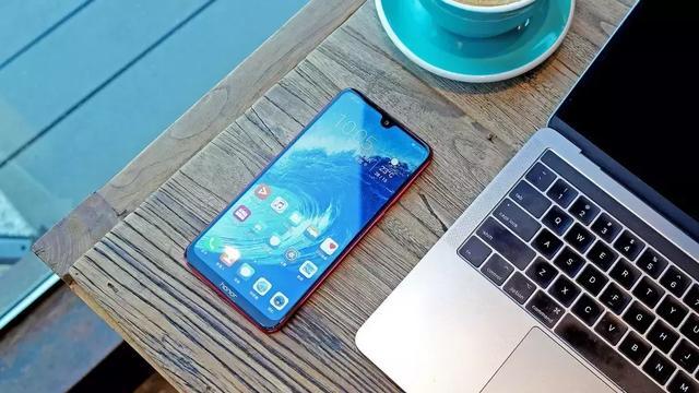 千元手機推薦！四款兼具顏值、性能和性價比千元手機推薦