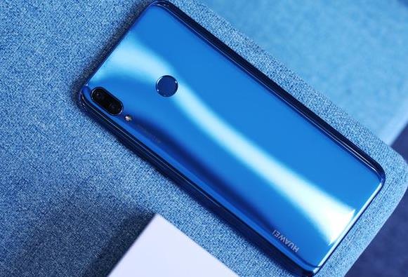 華為暢享9Plus和小米8SE哪個好?暢享9Plus和小米8SE對比區別