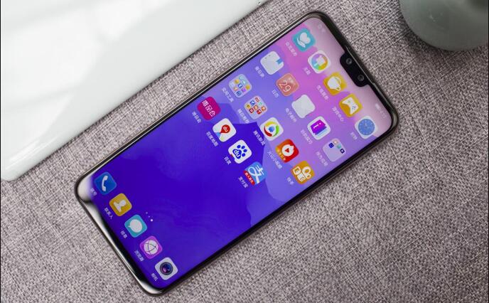 同樣是麒麟710!榮耀10青春版和華為暢享9Plus對比哪個好？