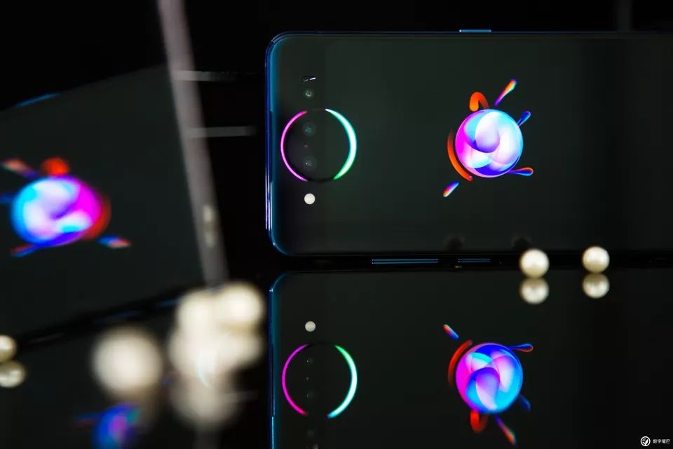 vivo NEX 雙屏版圖賞:既是實(shí)力派,也是「雙面派」