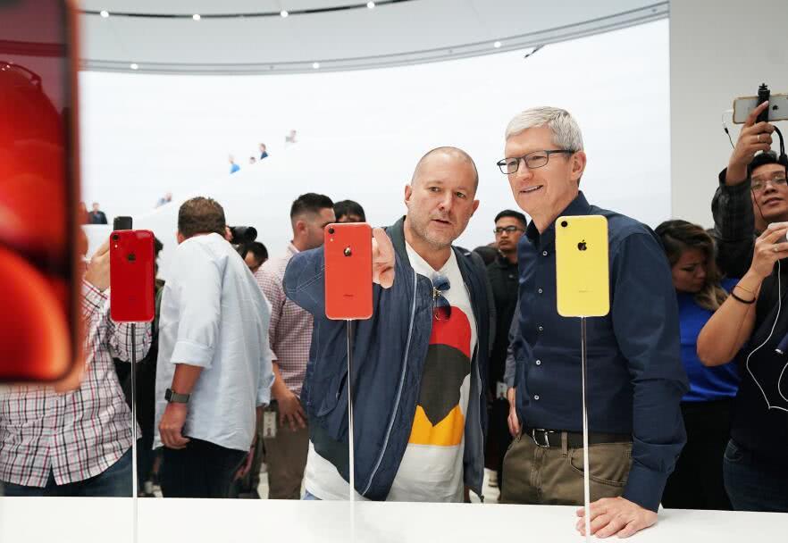 涼涼!蘋果再砍明年iPhone訂單 蘋果手機(jī)不降價(jià)沒人買?