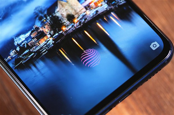 2018智能手機十大技術創新盤點 你用過幾個？