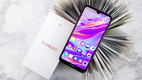 華為暢享9和榮耀暢玩7X哪個好？對比有什么區(qū)別