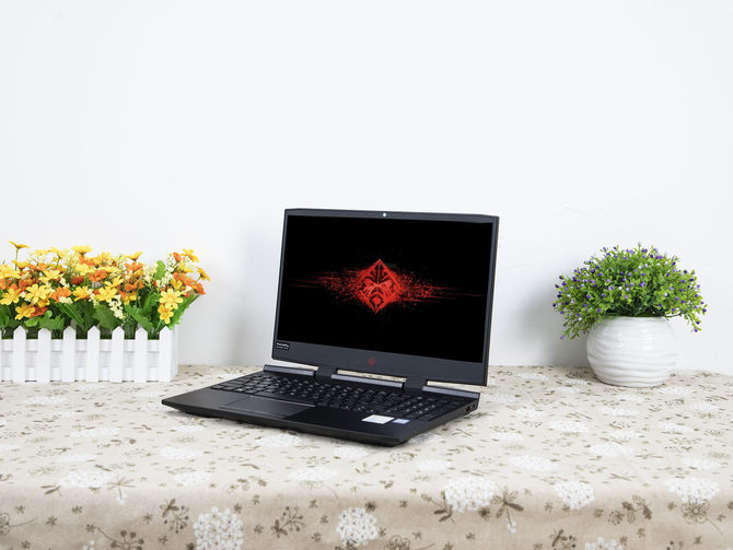 惠普暗影精靈4 Pro游戲本評測:RTX20系顯卡性能炸裂