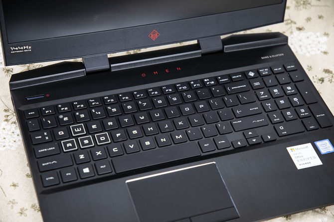 惠普暗影精靈4 Pro游戲本評測:RTX20系顯卡性能炸裂