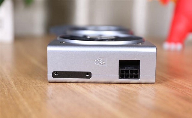 NVIDIA RTX2060做工如何 RTX2060公版顯卡拆解圖賞