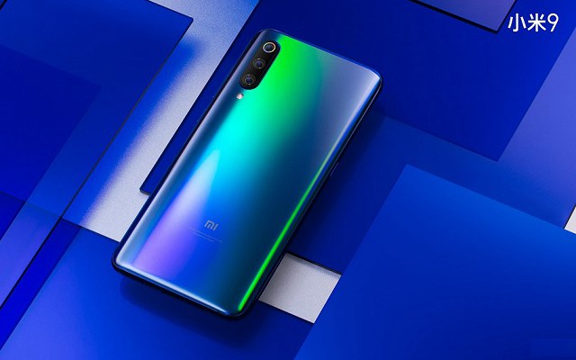小米9真機圖賞 雷軍:無法用語言來形容小米9的好看
