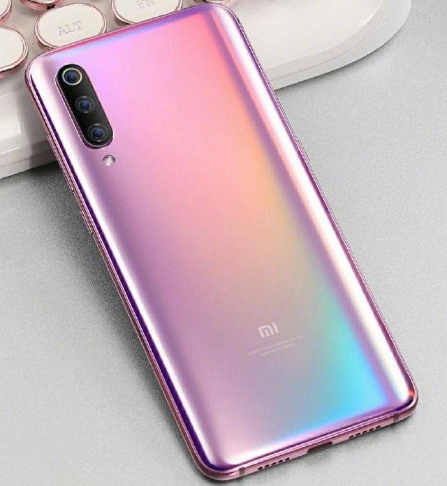 小米9真機圖賞 雷軍:無法用語言來形容小米9的好看