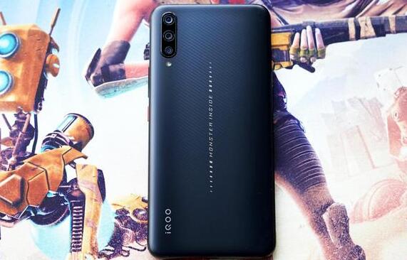 iQOO配置怎么樣？vivo iQOO真機開箱外觀圖賞
