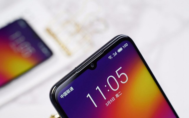 圓潤玻璃機身 魅族Note9真機圖賞