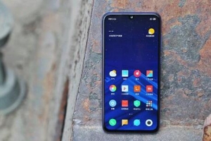 小米9 SE玩吃雞卡不卡？小米9 SE跑分和游戲性能測試