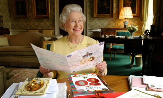 英女王首次發ins英女王發的內容到底是什么？