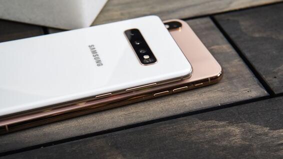 三星S10+和iPhone XS Max哪個好?三星S10和iPhone XS Max區(qū)別對比