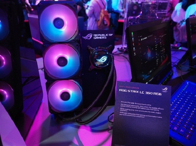 華碩發(fā)布全新的ROG STRIX LC水冷風(fēng)扇