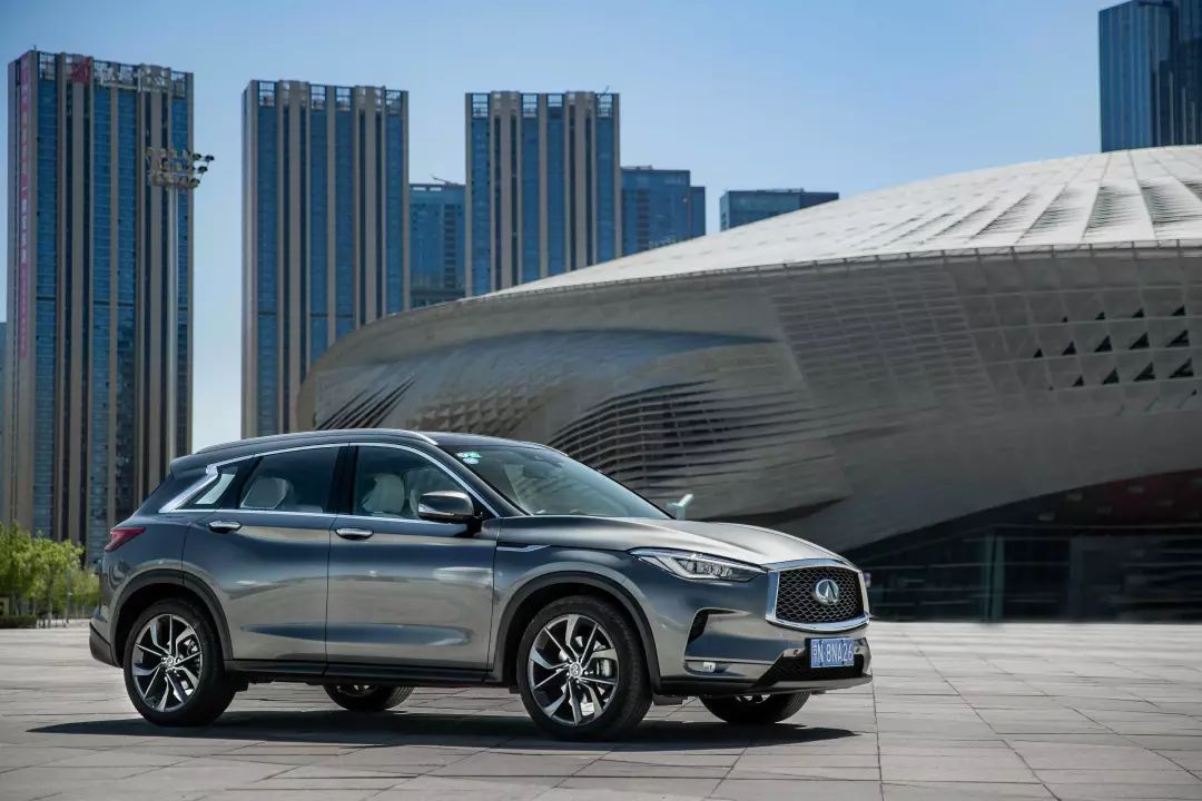 5月高端SUV銷量前10出爐，奔馳GLC、寶馬X3破萬，凱迪拉克XT5銷量環比猛增！