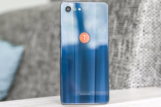 iQOO同款相機+驍龍710，錘子堅果Pro 2s已成百元手機