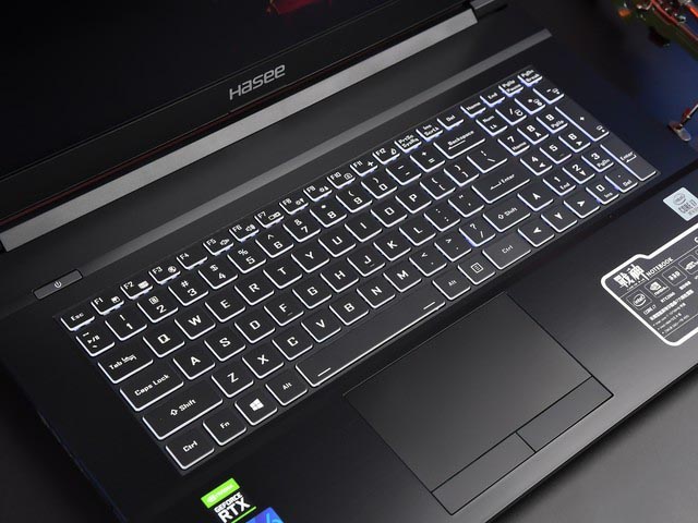 搭載RTX光追顯卡 神舟戰神G8-CU7NK暢玩游戲 