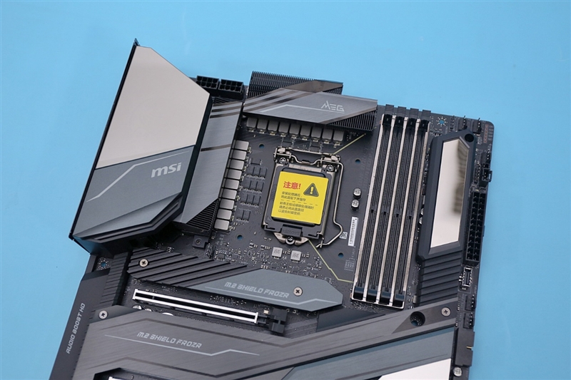 來自4600MHz C19的感動！微星MEG Z490 GODLIKE主板評測