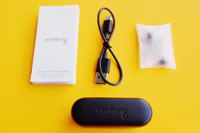 辦公室耳機的好選擇-omthing TWS 無線藍牙耳機